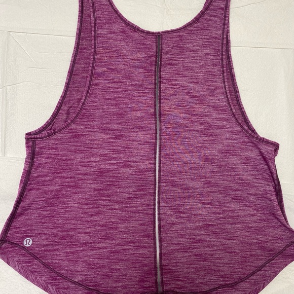 Lululemon magenta racer back athletic workout tank top 🌸 - Picture 4 of 6
